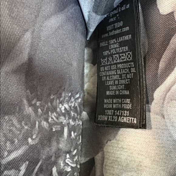 Ted Baker 100% leather Floral women’s wallet on a zipper - Picture 8 of 8